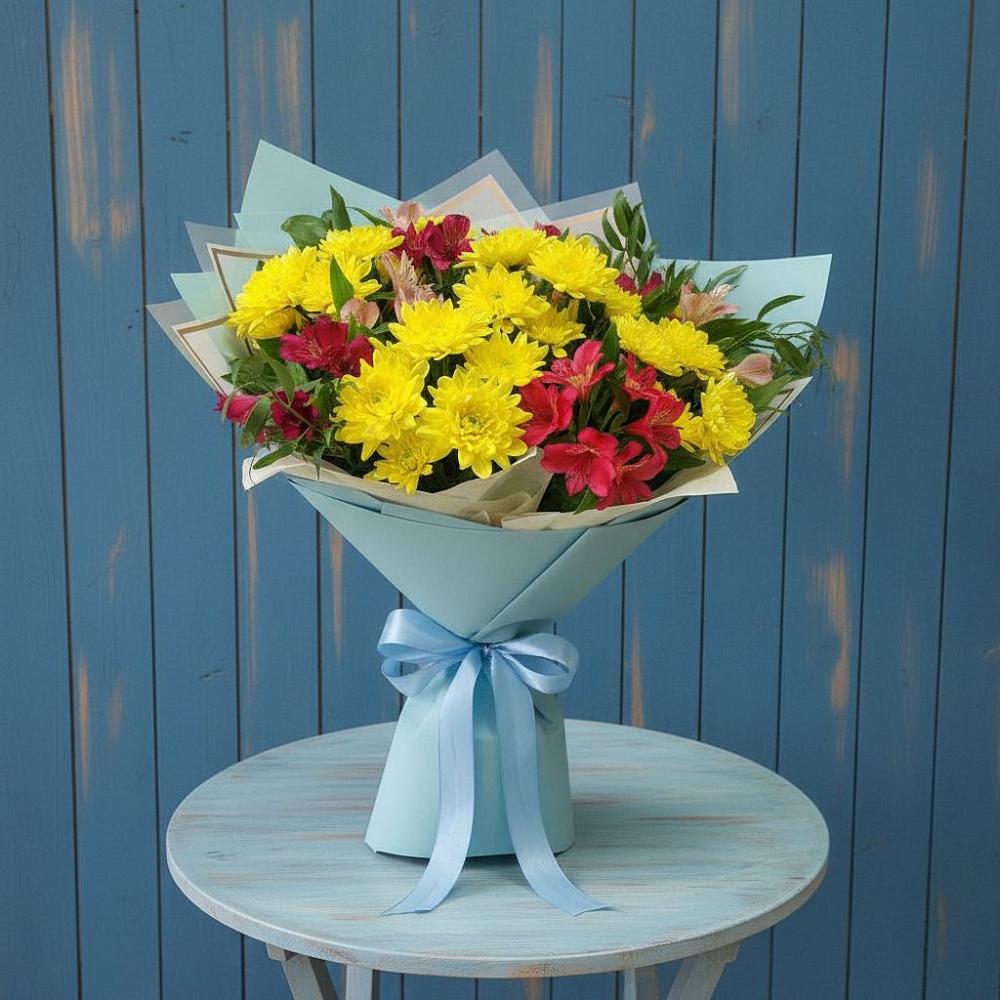 Букет цветов из: Альстромерии и Хризантемы в Сусумане
