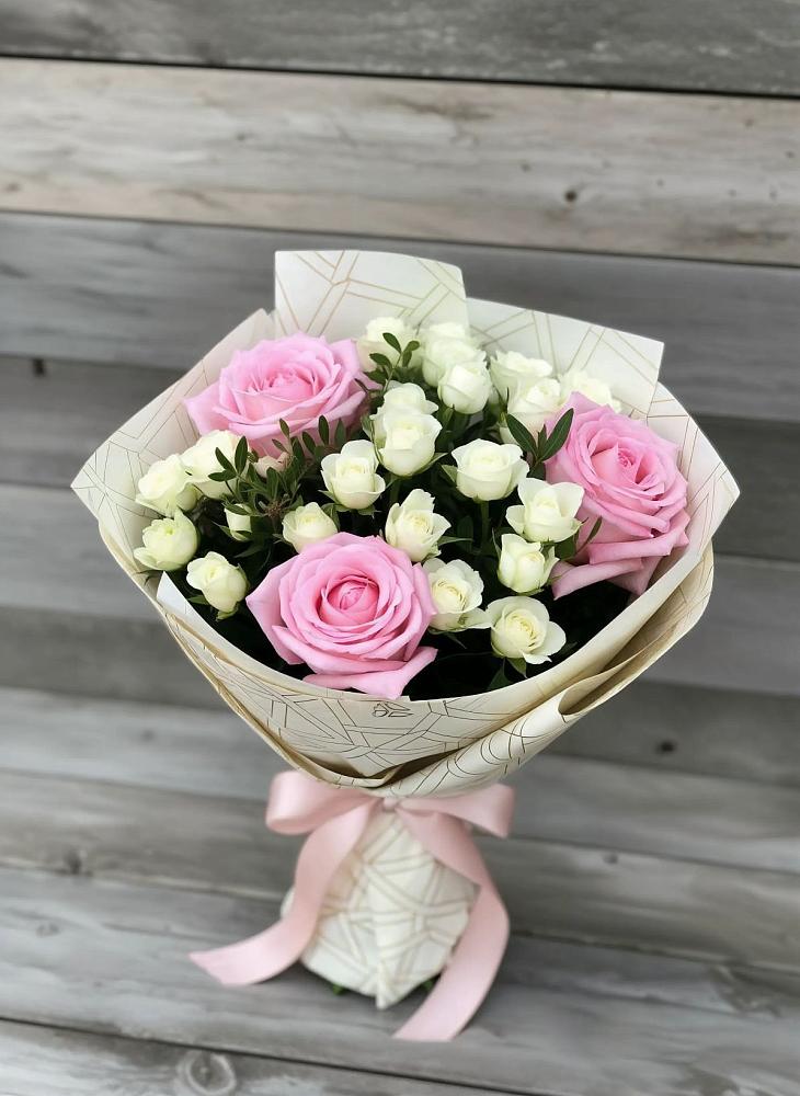 Букет цветов из: Розы в Сусумане