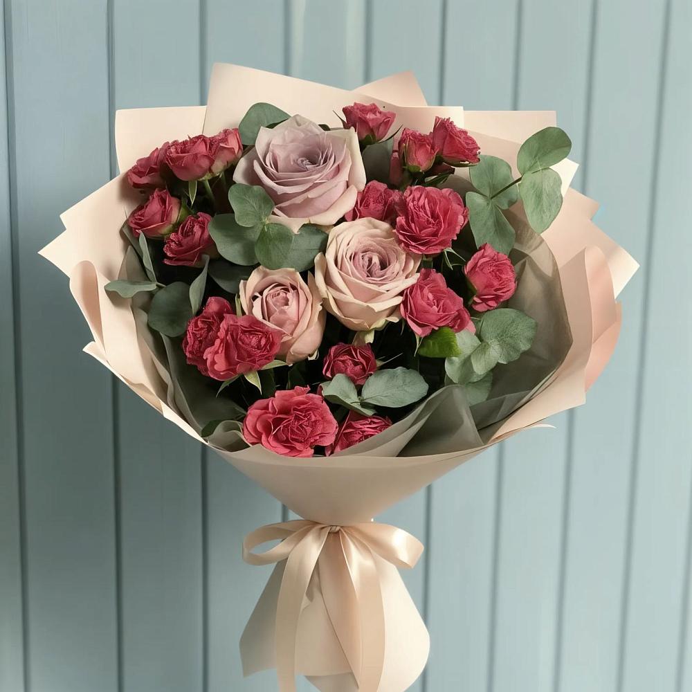 Букет цветов из: Гвоздики и Розы в Сусумане