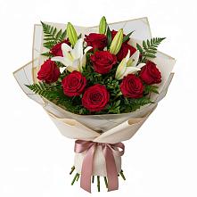 Букет цветов из:  Лилии и Розы #REPLACE_PRED# Сусумане