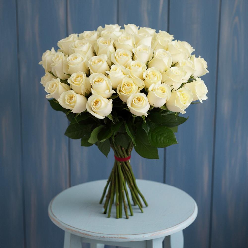 Букет 51 Белая роза Эдлесс Лав в Сусумане
