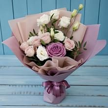 Букет цветов из:  Розы и Лизиантусы в Сусумане