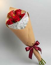Букет цветов из:  Розы в Сусумане