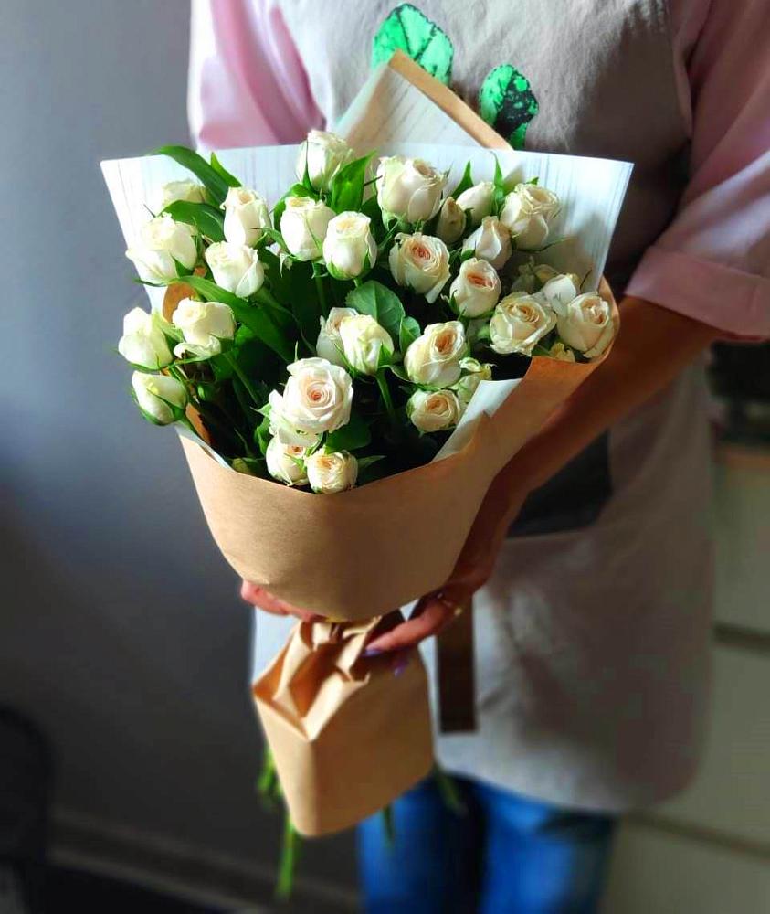 Букет цветов из: Розы в Сусумане