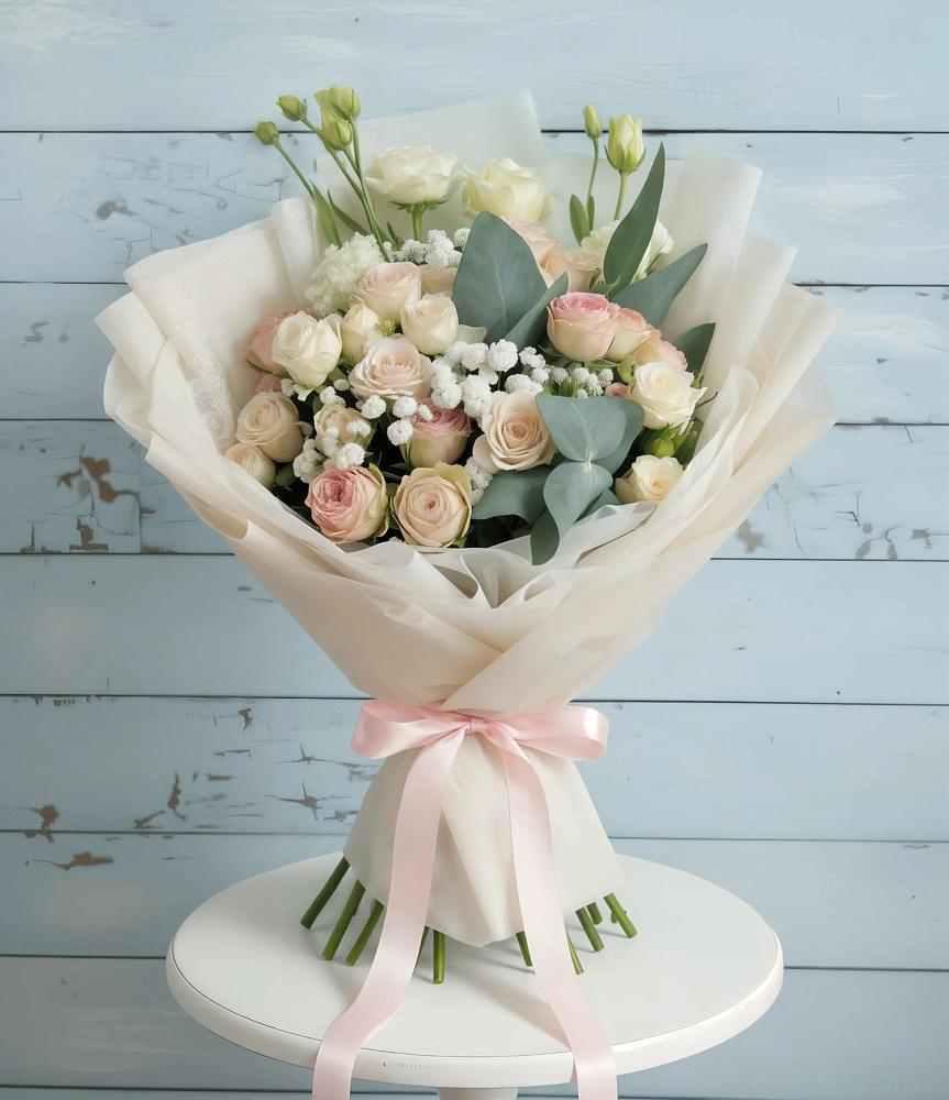 Букет цветов из: Розы и Лизиантусы в Сусумане