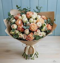 Букет цветов из:  Альстромерии и Розы #REPLACE_PRED# Сусумане