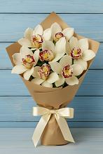 Букет цветов из:  Орхидеи и Розы #REPLACE_PRED# Сусумане