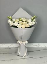 Букет цветов из:  Розы и Лизиантусы в Сусумане